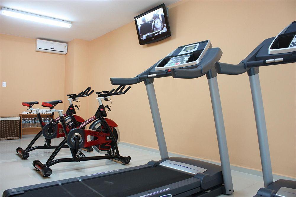 Mision Express Merida Altabrisa Экстерьер фото